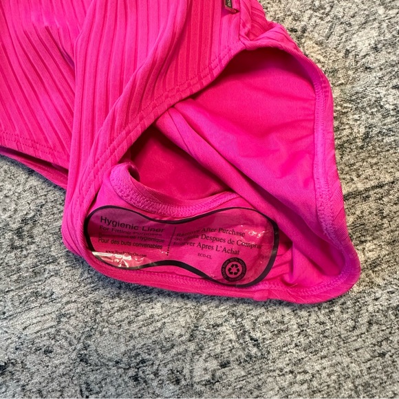 🆕 Michael Kors Vibrant Pink Ribbed Swimsuit - Picture 5 of 5